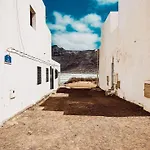 Casa Rosa Famara